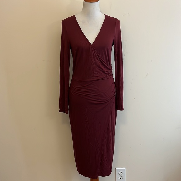 ModCloth Maroon Long Sleeve Surplice Dress Size Medium - Picture 1 of 8